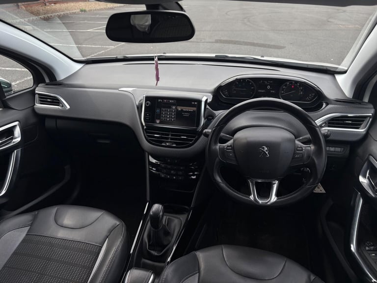 2015 Peugeot 2008 1.2 VTi PureTech Allure Euro 5 5dr HATCHBACK Petrol Manual