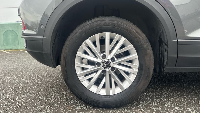 2022 Volkswagen T-Roc 1.0 TSI Life 5dr HATCHBACK PETROL Manual