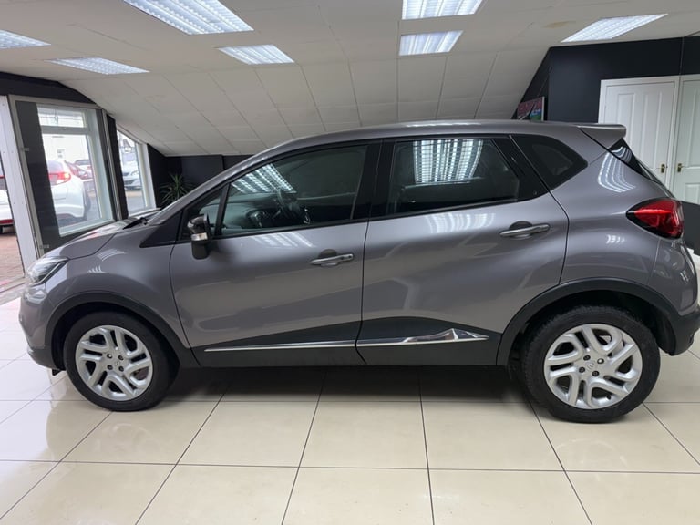 Renault Captur 0.9 TCe ENERGY Dynamique Grey £35 Tax WARRANTY 12 MONTHS MOT