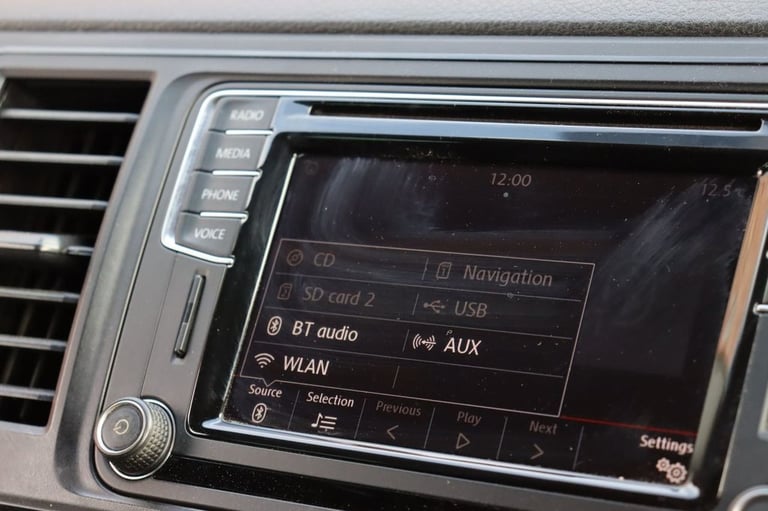 2017 17 VOLKSWAGEN TRANSPORTER 2.0 BITDI T32 BLUEMOTION TECH WINDOW VAN 4DR DIES