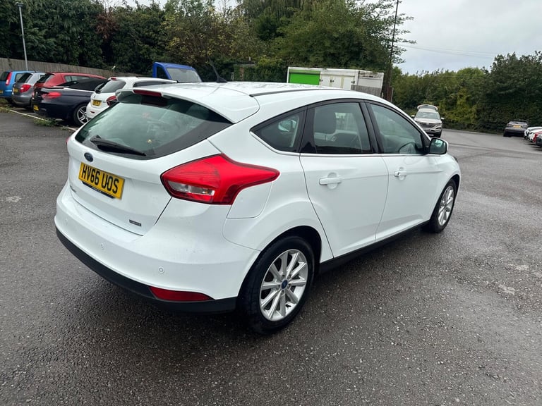 2016 Ford Focus 1.0T EcoBoost Titanium Euro 6 (s/s) 5dr HATCHBACK Petrol Manual