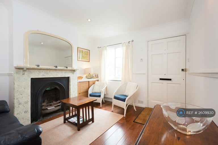 3 bedroom house in Reading Road, Henley-On-Thames, RG9 (3 bed) (#2609930)