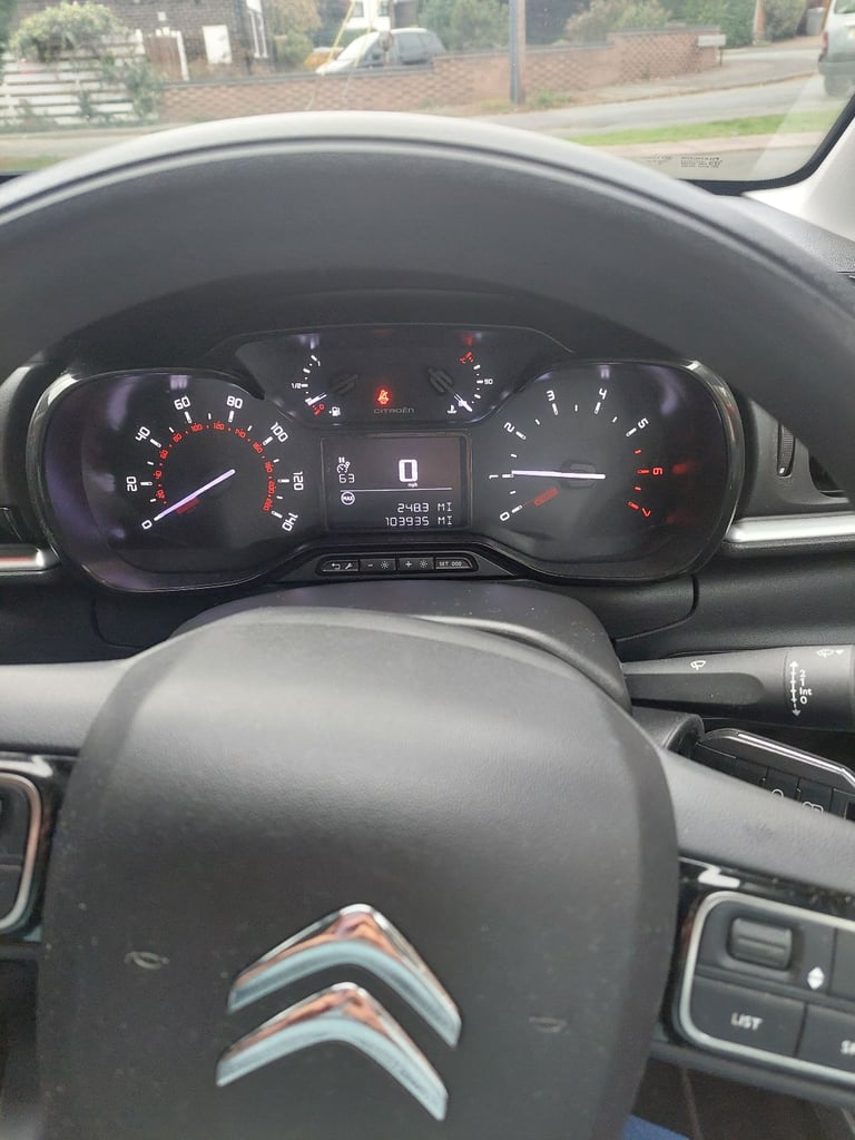 Citroen, C3, Hatchback, 2017, Manual, 1199 (cc), 5 doors