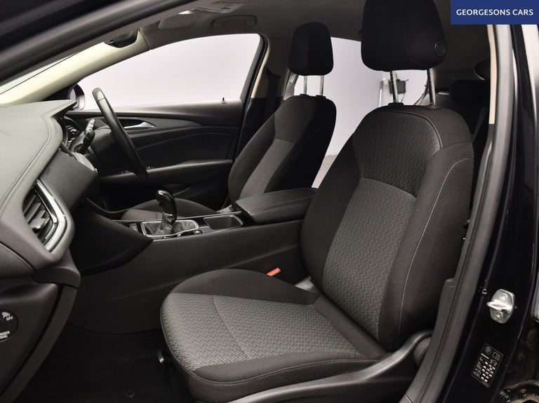 2020 Vauxhall Insignia 1.5i Turbo Design Nav Grand Sport 5dr Petrol Manual Euro 6 (s/s) (140 ps) ...