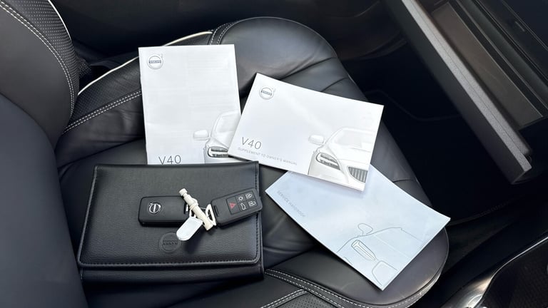 2019 Volvo V40 1.5 T3 R-Design Edition Hatchback 5dr Petrol Auto Euro 6 (s/s) (152 ps) Hatchback ...