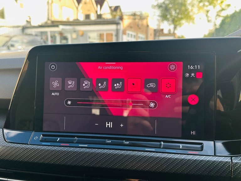 2021 Volkswagen Golf 1.5 eTSI MHEV R-Line DSG Euro 6 (s/s) 5dr HATCHBACK Petrol/Electric Hybrid A...