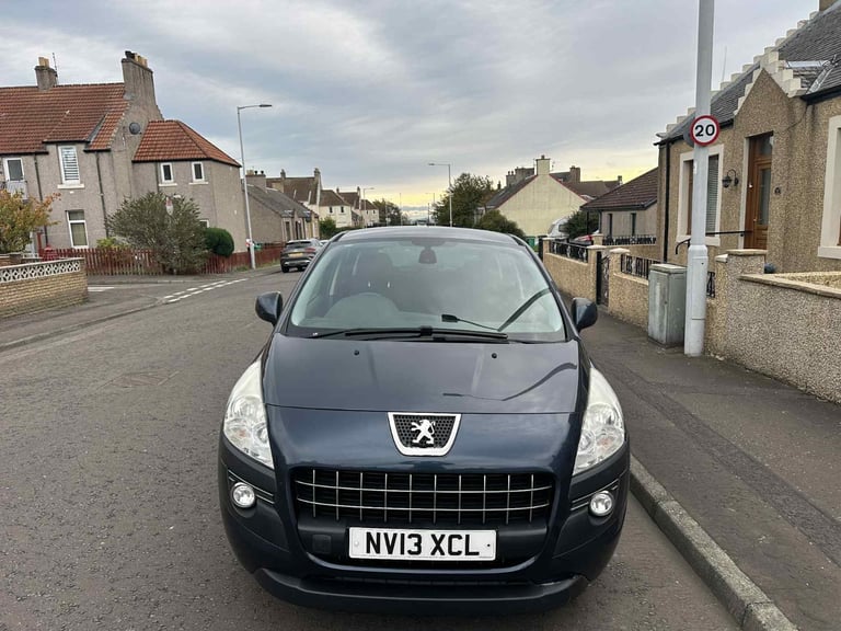 Peugeot, 3008, Hatchback, 2013, Semi-Auto, 1560 (cc), 5 doors