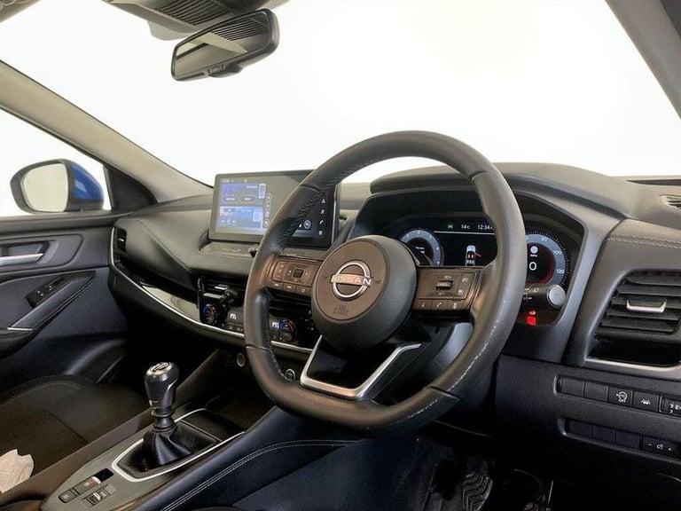 2022 Nissan Qashqai 1.3 DIG-T MHEV N-Connecta Euro 6 (s/s) 5dr Manual SUV Hybrid Manual