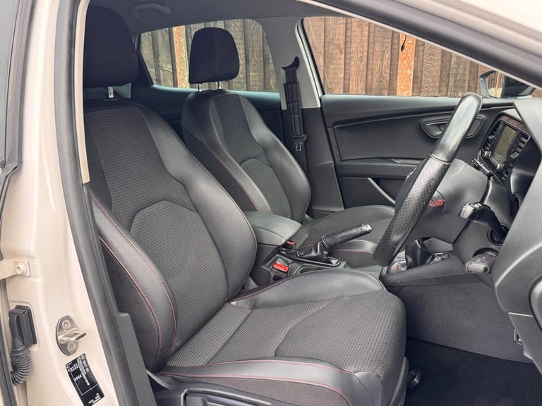 2015 SEAT Leon 1.4 TSI FR Black Technology Euro 6 (s/s) 5dr HATCHBACK Petrol Manual