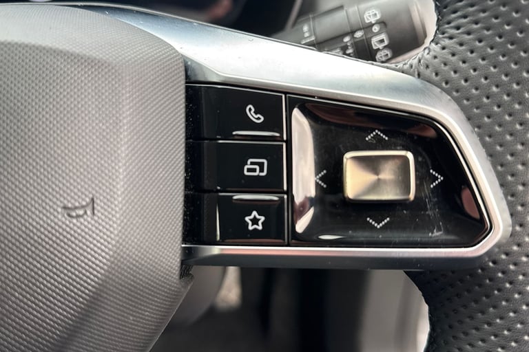 2025 MG MG ZS 106600 Hatchback Hybrid Automatic