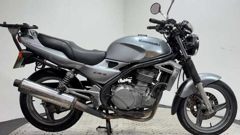 Kawasaki Er 2000 12K GOOD RUNNING PROJECT BIKE 500CC NAKED A2