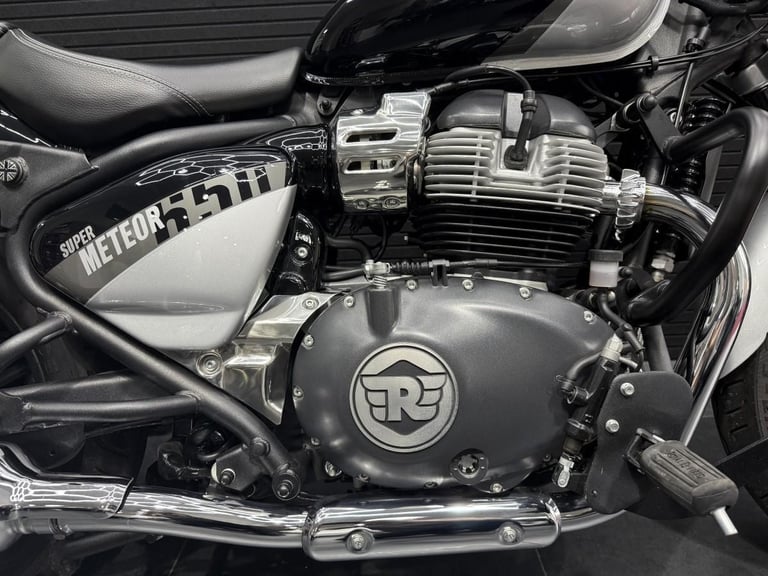 ROYAL ENFIELD SUPER METEOR 650 2023
