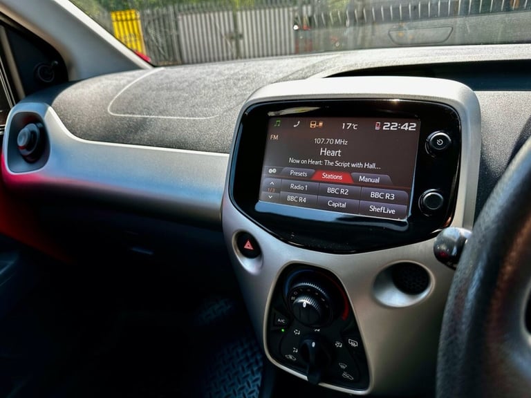 2017 Citroen C1 1.0 VTi Feel Hatchback 5dr Petrol Manual Euro 6 (68 ps) Hatchback Petrol Manual