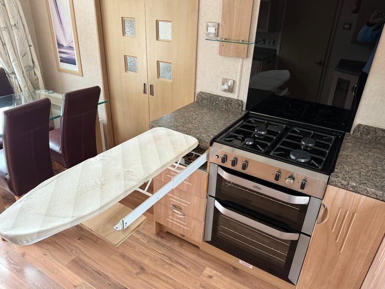 LUXURY 2 BED CARAVAN FOR SALE OFF SITE 41FT X 12.5FT DOUBLE GLAZED & HEATED