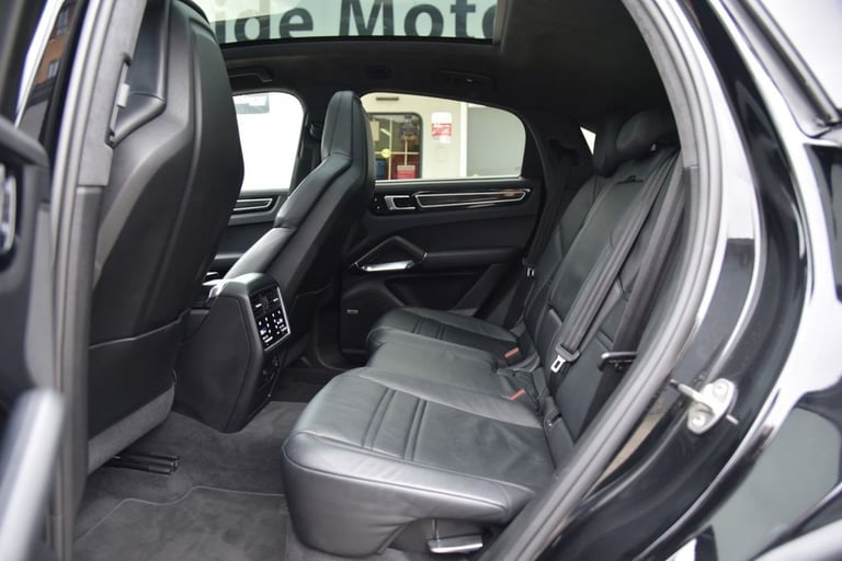 2019 Porsche Cayenne Turbo 5dr Tiptronic S [5 Seat] COUPE PETROL Automatic
