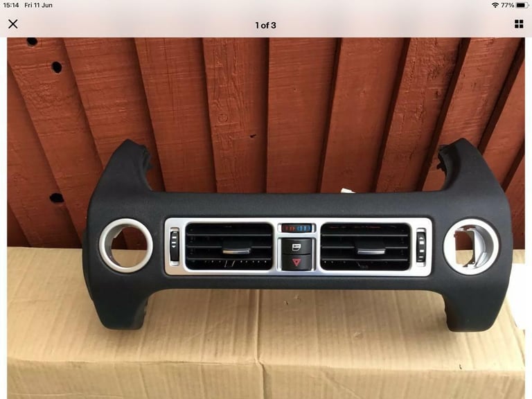 image for Range Rover l322 front lock panel 