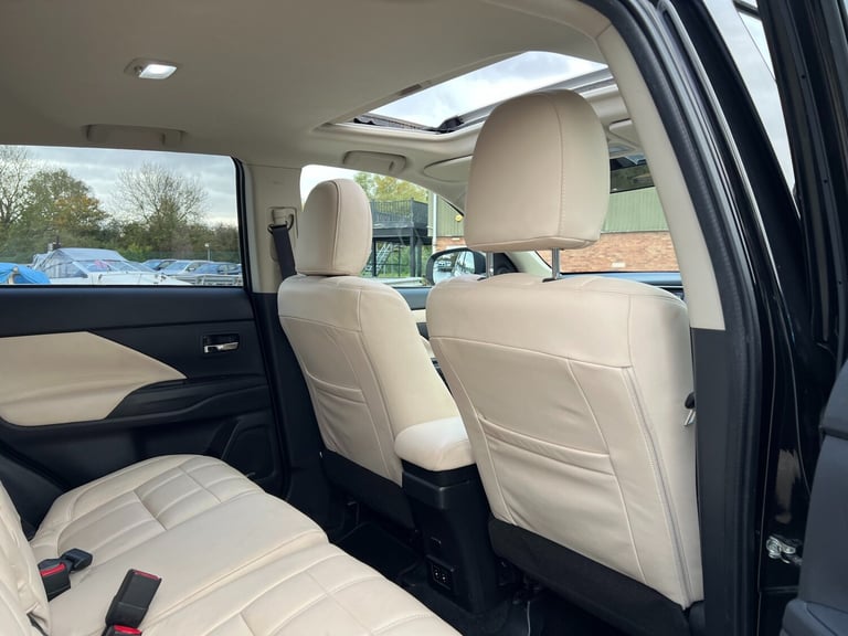 2015 Mitsubishi Outlander 2.0 PHEV GX5h 5dr Auto ESTATE Petrol Parallel Phev Automatic