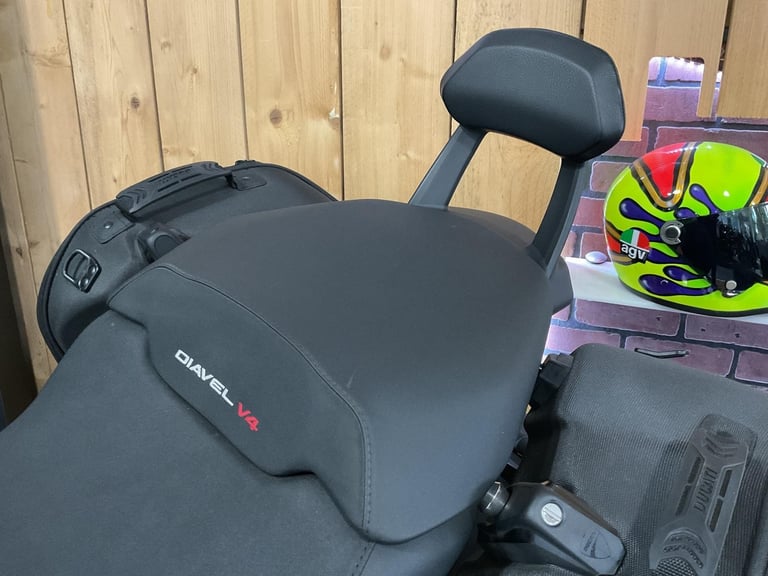 Ducati Diavel V4 TOURING 2024 just 3000 Miles! 1 Owner! FREE UK DELIVERY! Superb