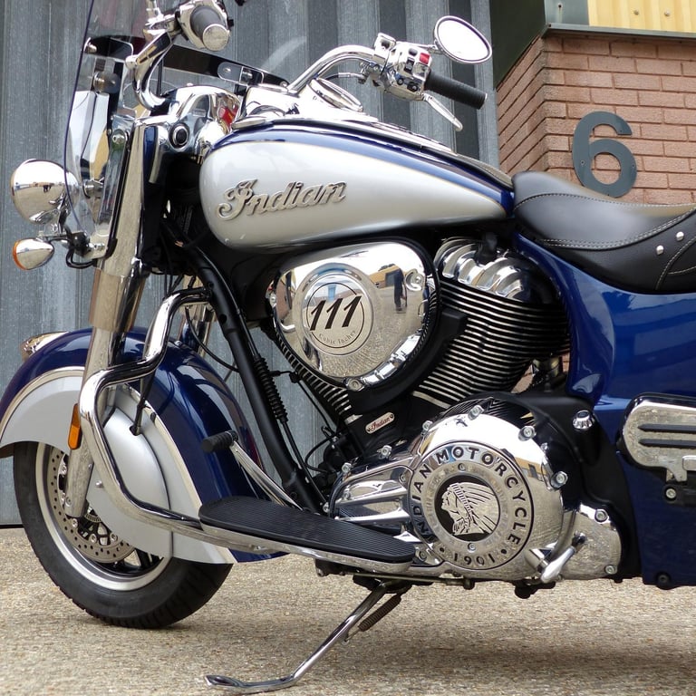 Immaculate 2017 Indian Springfield Chief – Fully loaded- One Owner- Full History