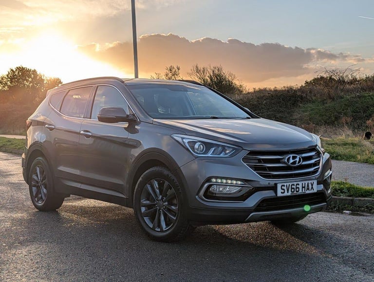 image for 2016 Hyundai Santa Fe 2.2 CRDi Blue Drive Premium 4WD Euro 6 (s/s) 5dr ESTATE Diesel Manual