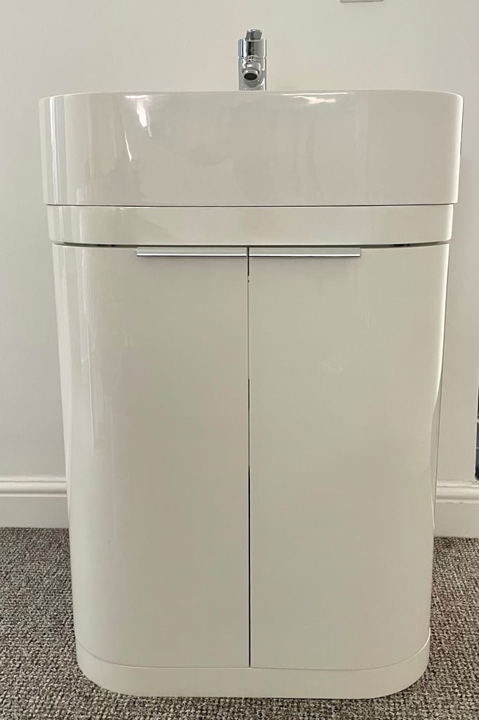 Vanity Unit & Sink