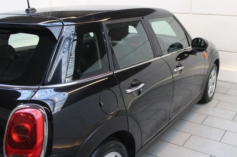 2018 MINI Hatch 1.5 Cooper Hatchback 5dr Petrol Manual Euro 6 (s/s) (136 ps) Hatchback Petrol Manual
