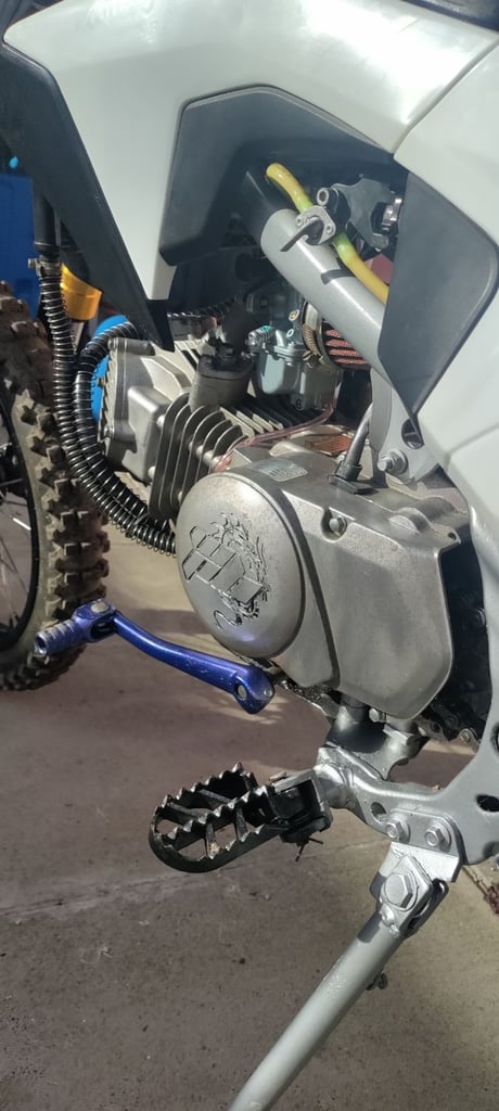 Stomp pit bike 150cc