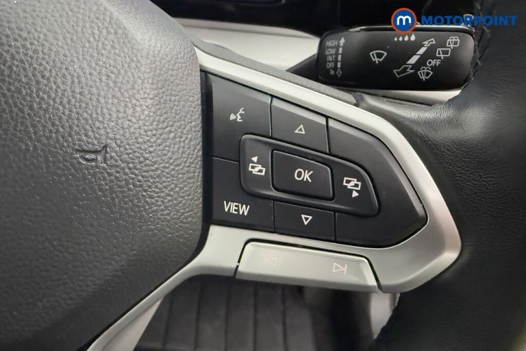 2022 Volkswagen Golf 1.5 TSI 150 Life 5dr HATCHBACK PETROL Manual