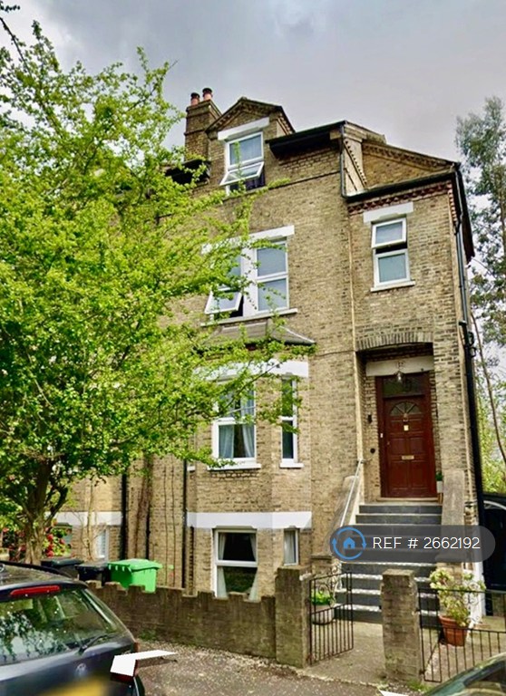 2 bedroom flat in Avington Grove, London, SE20 (2 bed) (#2662192)