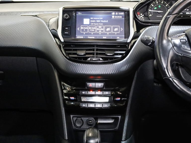 2019 Peugeot 208 1.2 PureTech 82 Tech Edition 5dr [Start Stop] HATCHBACK PETROL Manual