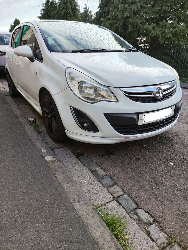 (NEW MOT) VAUXHALL Corsa Limited Edition SXI (5 door Rare)