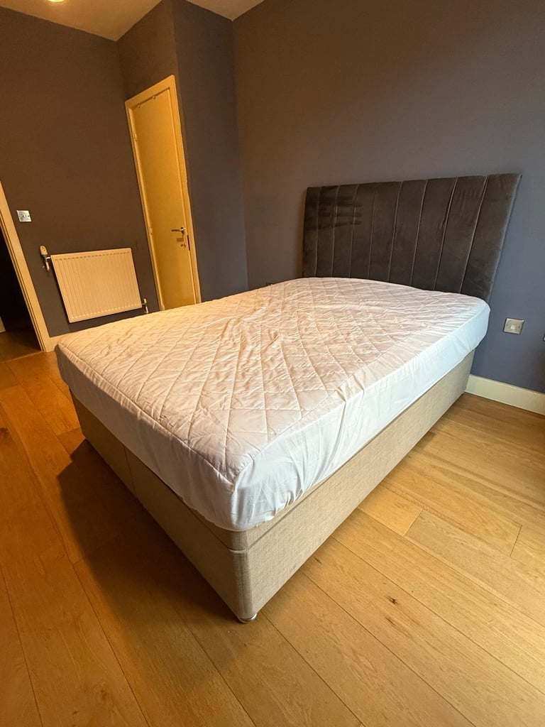 image for Lift up ottoman Bed
