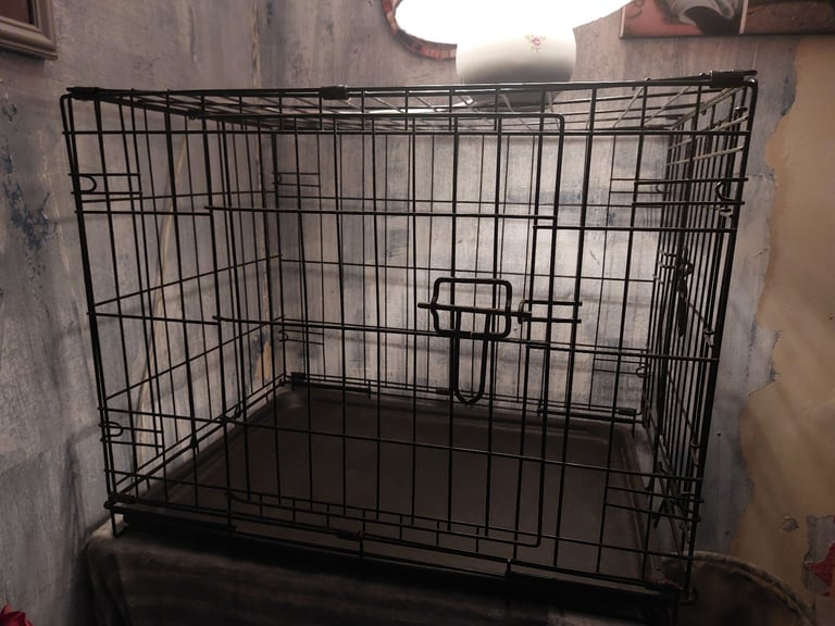 Dog crate 