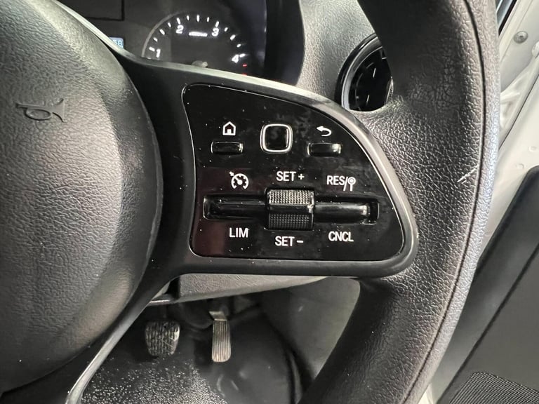 2024 Mercedes-Benz Sprinter 2.0 315 CDI Premium FWD L2 H2 Euro 6 (s/s) 5dr Panel Van Diesel Manual