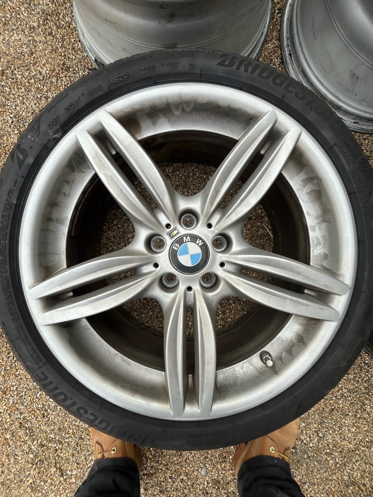 🛞 Genuine BMW 19” M Sport Alloy Wheels – Staggered Set with 2x Bridgestone Run Flat Tyres 🛞
