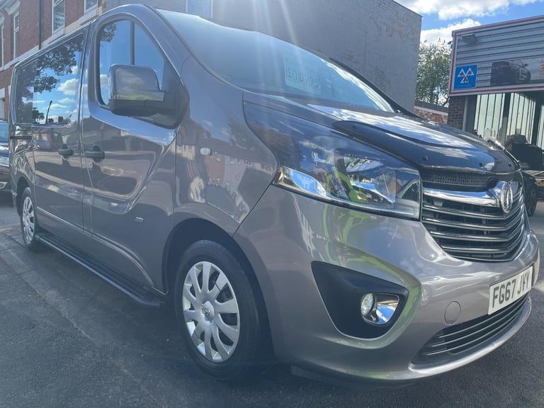 Vauxhall Vivaro 1.6 CDTi 2900 BiTurbo ecoTEC Sportive 6 Seat SWB Crew... 2018/67