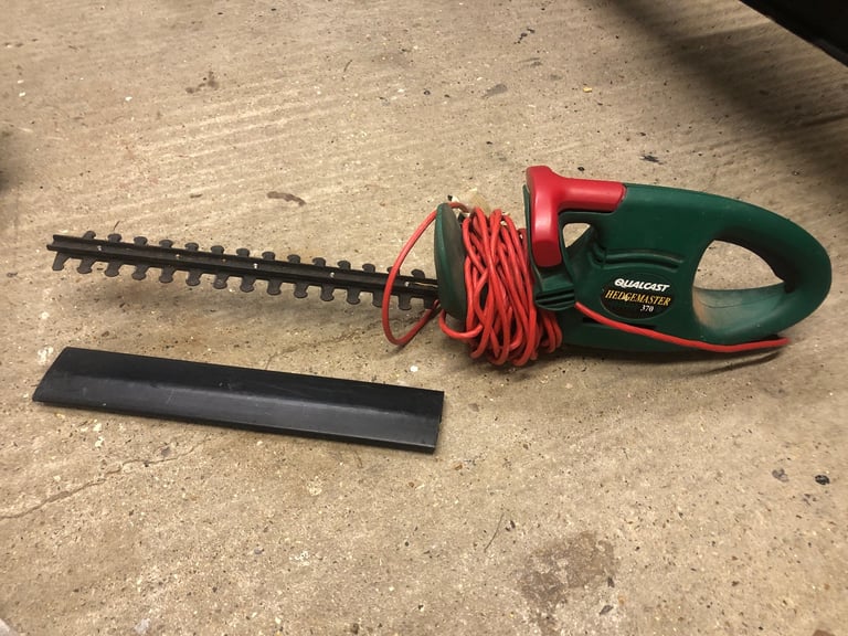 Qualcast hedge trimmer