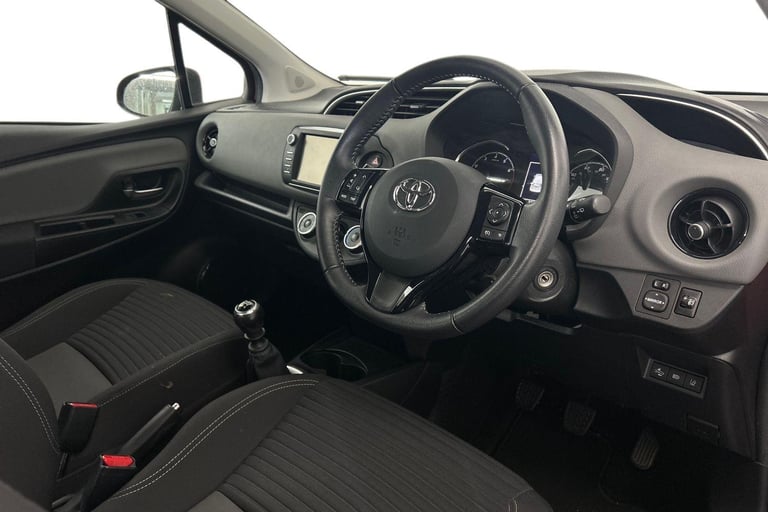 2019 Toyota Yaris 1.5 VVT-i Icon Tech Hatchback 5dr Petrol Manual Euro 6 (111 ps) HATCHBACK Petro...