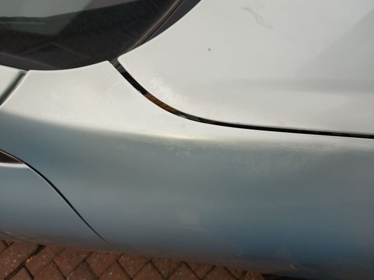 Nissan, 2001, 2490 (cc)