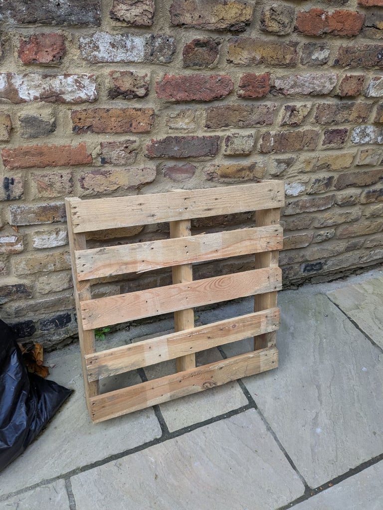 Free small pallet