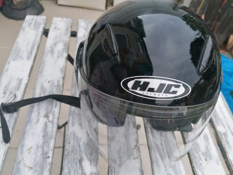 HJC Motorcycle Helmet, Medium ECE R 22-05