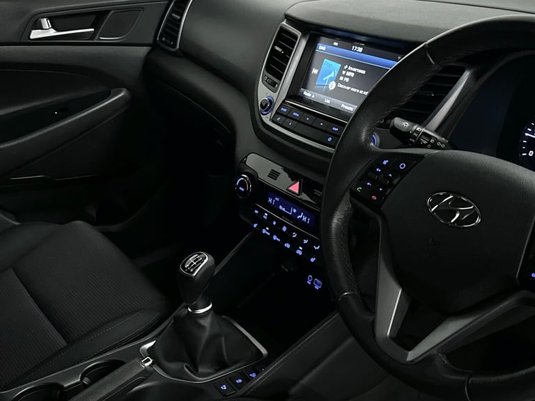 2016 Hyundai TUCSON Blue Drive SE Nav 1.7 CRDi ( 116 bhp ) Station Wagon Diesel Manual