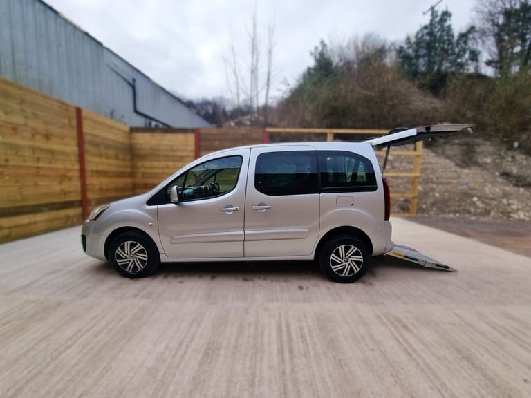 2017 Citroen Berlingo 1.6 BlueHDi 100 Feel 5dr ETG6 MPV DIESEL Automatic