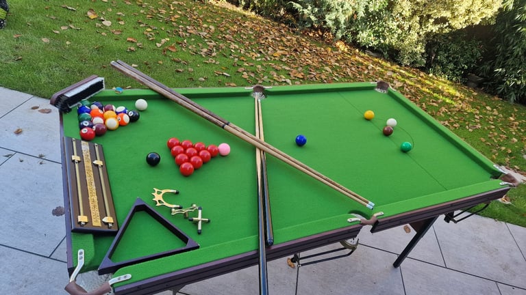 6ft foldable Snooker table, collection only