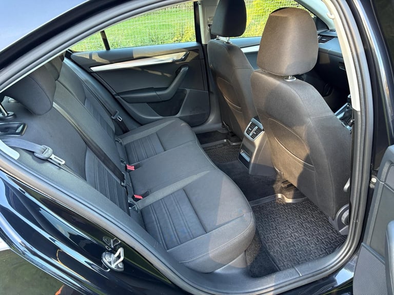 Skoda, OCTAVIA, Hatchback, 2019, Manual, 1598 (cc), 5 doors
