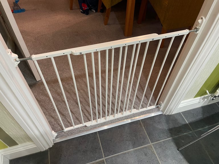 image for BabyDan Extendable Stairgate