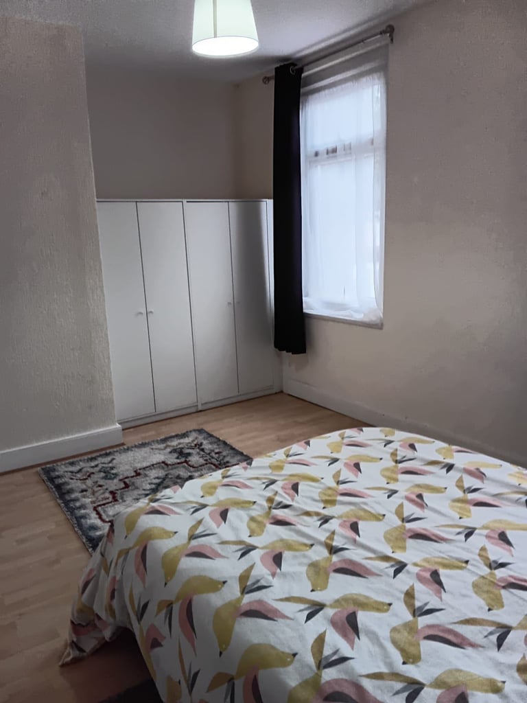 Big Double Room - East Ham