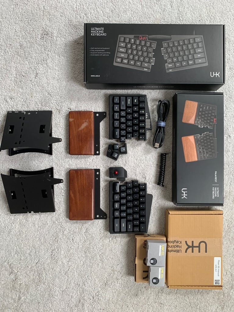UHK Split mechanical keyboard • Ergonomic • Trackball & thumb modules • Cherry MX Clear