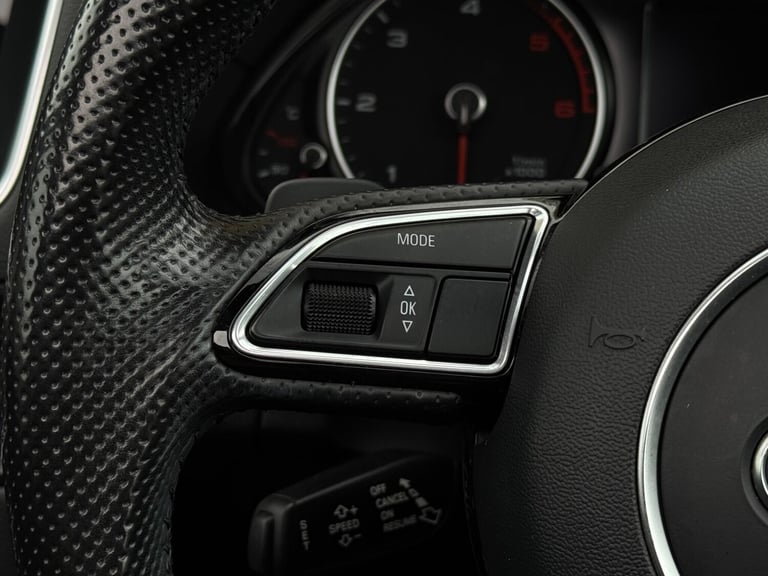  Audi Q5 2.0 TDI S line Plus Special Edition S Tronic quattro Euro 6 (s/s) 5dr Diesel Automatic