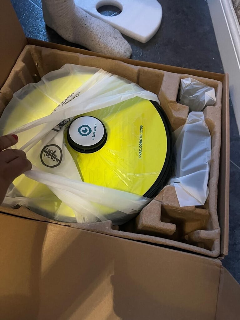 I - team robotic vacuum cleaner